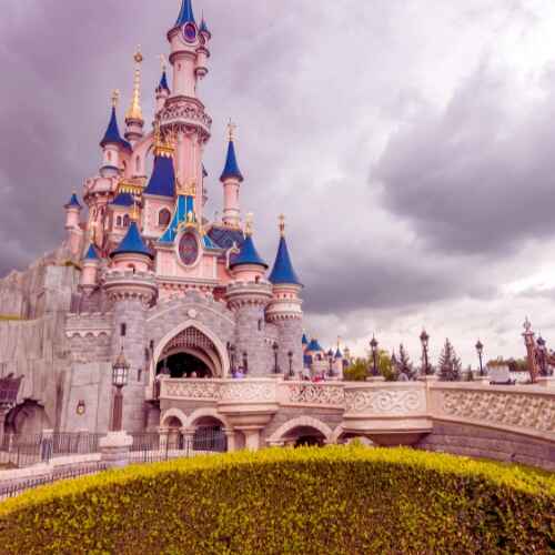 Paris 48 Hours Guide – Disneyland Paris Sleeping Beauty Castle attraction.